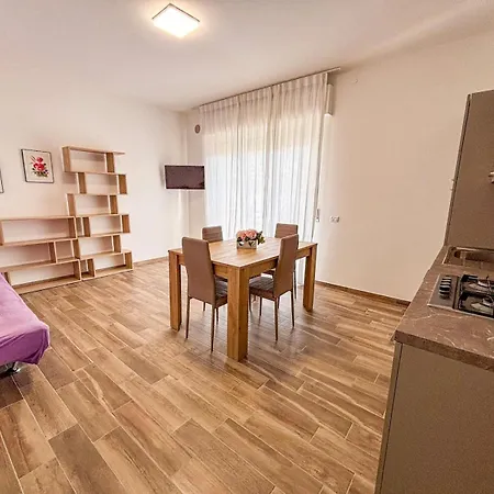 Casa Felice 4 - Apartment Pineto